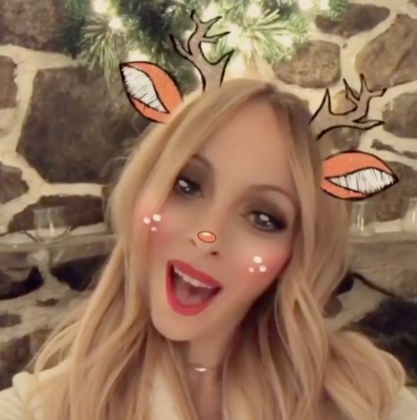 Marie-Mai vous souhaite joyeux Noël d’une façon VRAIMENT COMIQUE!! Marie-Mai