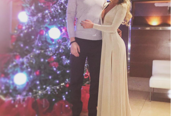 Ce québécois TRÈS CONNU nous présente ENFIN sa nouvelle blonde!! Nathan Beaulieu