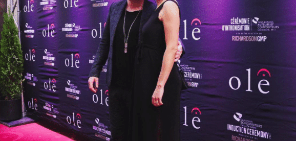 Ce chanteur québécois et sa conjointe ont perdu leur bébé quelques jours avant l’accouchement! Yann Perreau