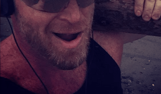 Cet acteur bien connu du Québec partage la première photo de son bébé Alexandre Goyette