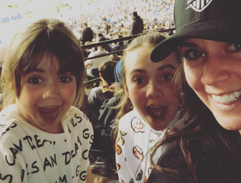 Les filles de Mélissa Désormeaux-Poulin franchissent une étape importante Mélissa Désormeaux-Poulin