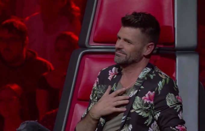 Marc Dupré partage une magnifique photo avec ses deux candidats de La Voix