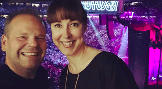 En pleine crise du COVID-19, Michel Charette rentre à la maison avec une surprise adorable de ses enfants Michel Charette