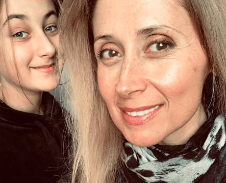 Lara Fabian confie vouloir privilégier sa famille davantage Lara Fabian