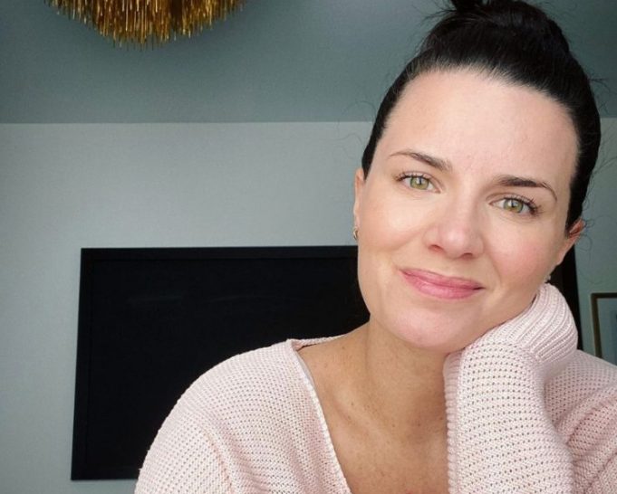 Marie-Ève Janvier publie le résultat de sa séance photo de grossesse Marie-Ève Janvier