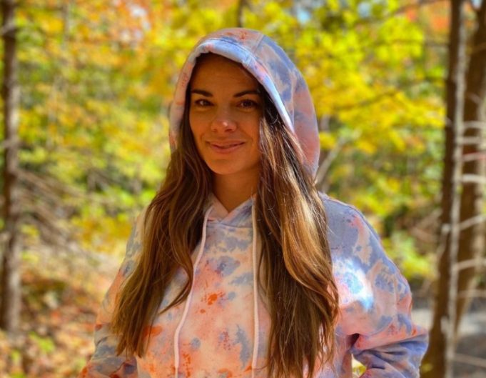 Mirianne Brûlé publie une photo où elle allaite sa fille de 18 mois Mirianne Brûlé