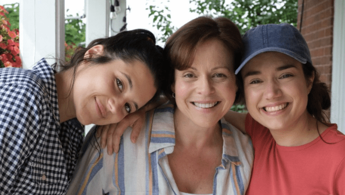 Cette comédienne appréciée du public quitte officiellement la série 5e rang