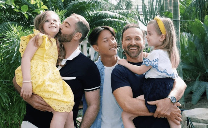 Le chum de Joël Legendre partage les photos de son initiation en camping avec leurs enfants