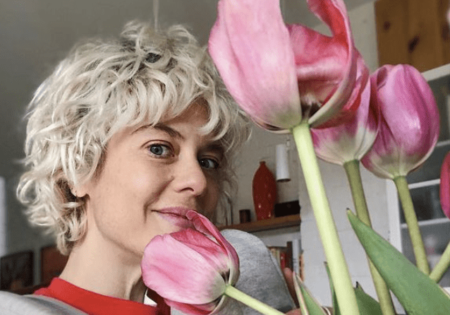 Claudine Prévost s’absente de son rôle d’animatrice à la radio en raison de problèmes de santé