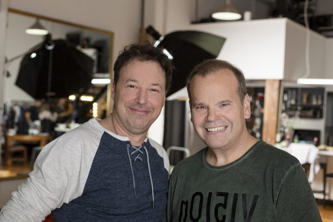 Après 30 ans, le comédien François Chénier viendrait de se séparer de sa blonde connue