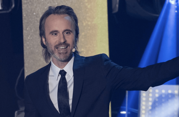 Louis-José Houde se fait critiquer pour ses commentaires pendant le Gala de l’ADISQ 2021