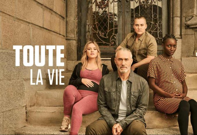 Une actrice de Toute la vie annonce qu’elle est enceinte pour la première fois