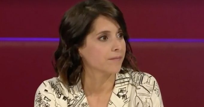 Anaïs Favron lance une pointe sur la finale de District 31