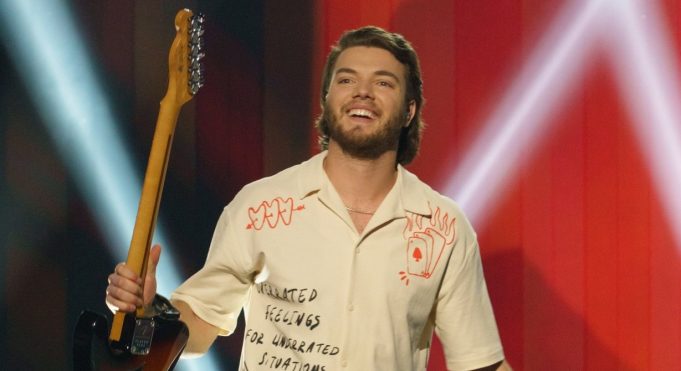 Jérémy brise le silence et commente sa dernière interaction avec Lara Fabian