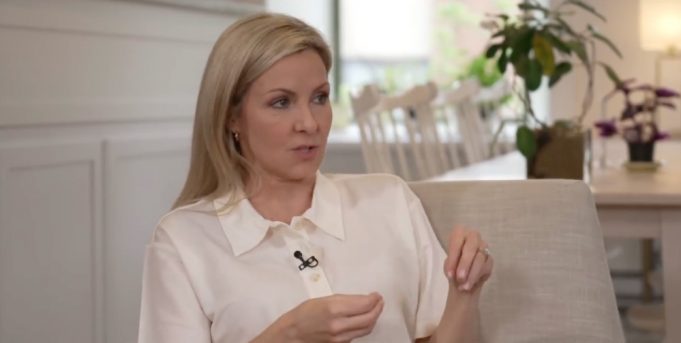 Véronique Cloutier revient sur le départ de ses enfants de la maison