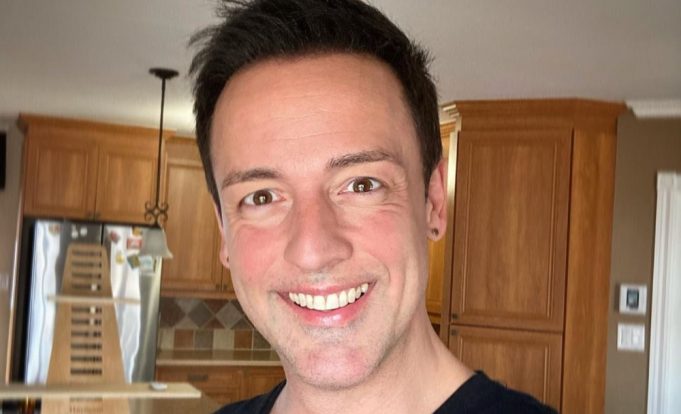 Étienne Drapeau annonce sa rupture avec sa blonde des 5 dernières années