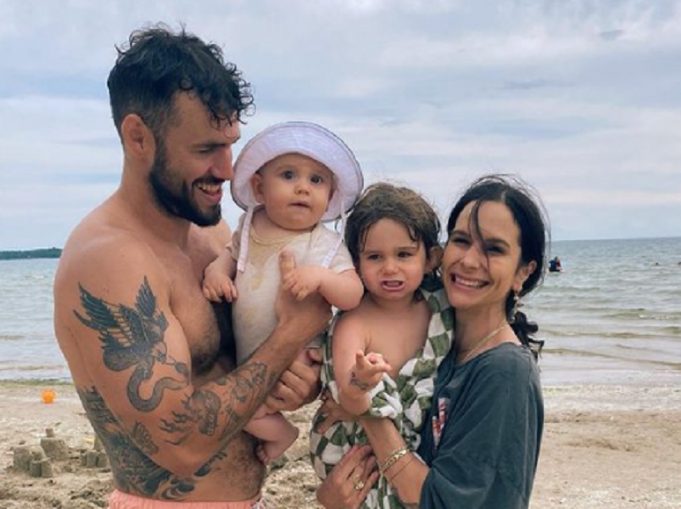 Une actrice de District 31 vient de se faire demander en mariage