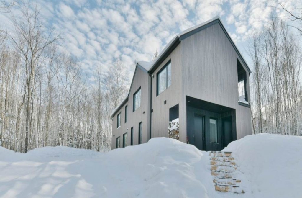 Découvrez La Maison Où Restaient Lou Pascal Tremblay De Stat Et Sa Blonde Connue Dans Les