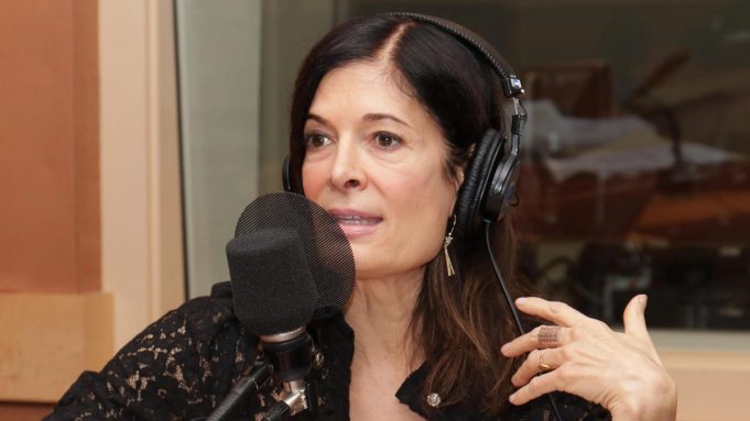 Anne-Marie Cadieux sort et annonce une bonne nouvelle dans sa vie