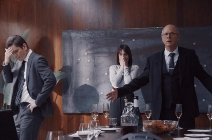 La production de Indéfendable sort et annonce la première cause de la 2e saison