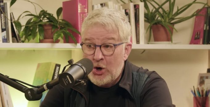 Benoît Brière sort et raconte qu’il a failli mourir en raison de problèmes de santé