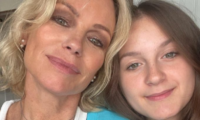 Découvrez la fille de Caroline Néron en 10 photos