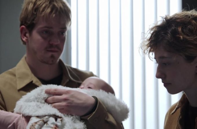 La production de Indéfendable sort et répond à une critique d’un internaute Indéfendable TVA