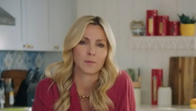 Véronique Cloutier sort et remet les pendules à l’heure concernant des vidéos d’elle circulant sur le web