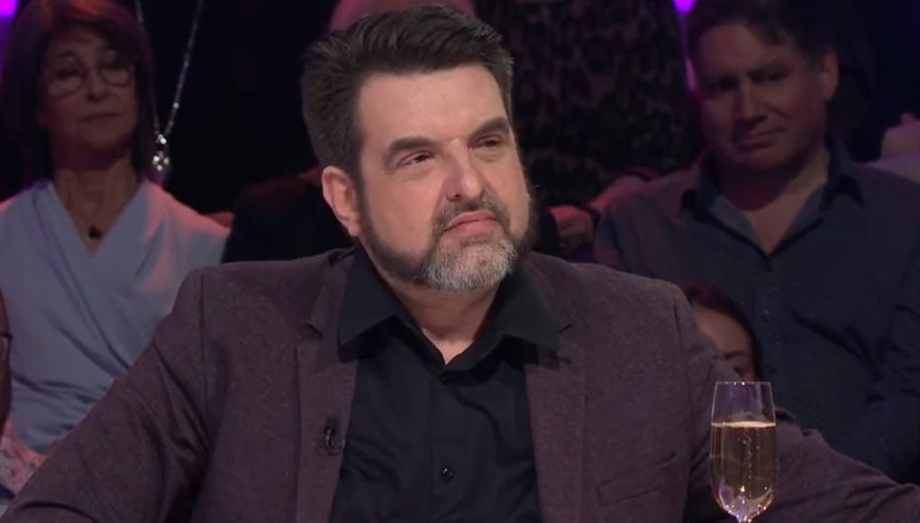 Apr s son renvoi mc gilles annonce son nouveau projet vedette qu bec