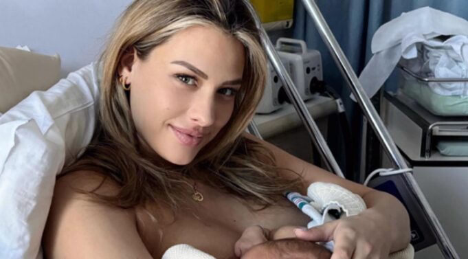 alexandra de simon accouchement fils