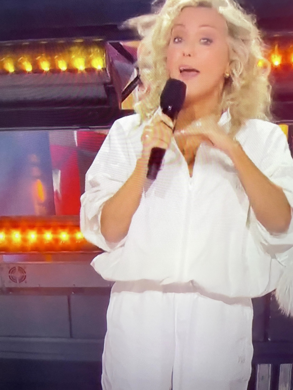 veronique cloutier zenith look blanc 