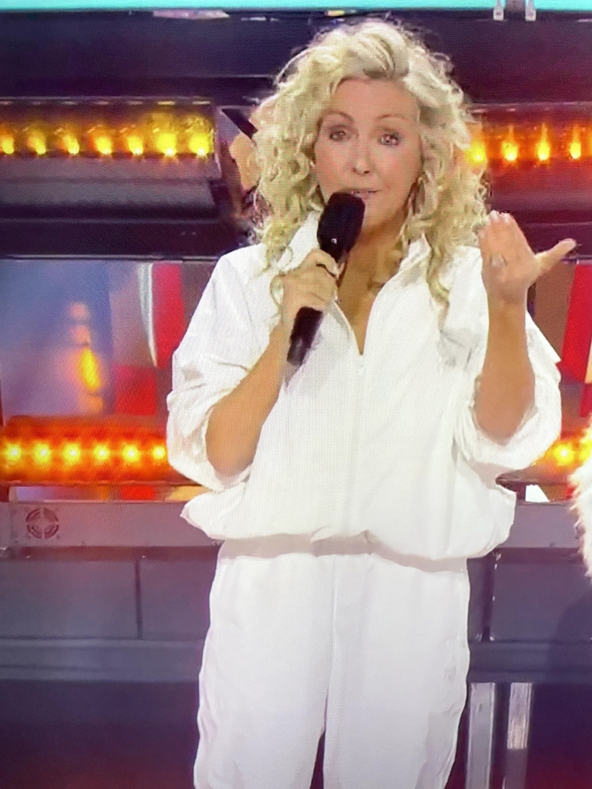 veronique cloutier zenith look blanc 