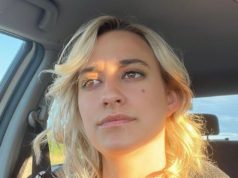 La chanteuse Éléonore Lagacé fait réagir avec sa tenue au Centre Bell eleonore lagace