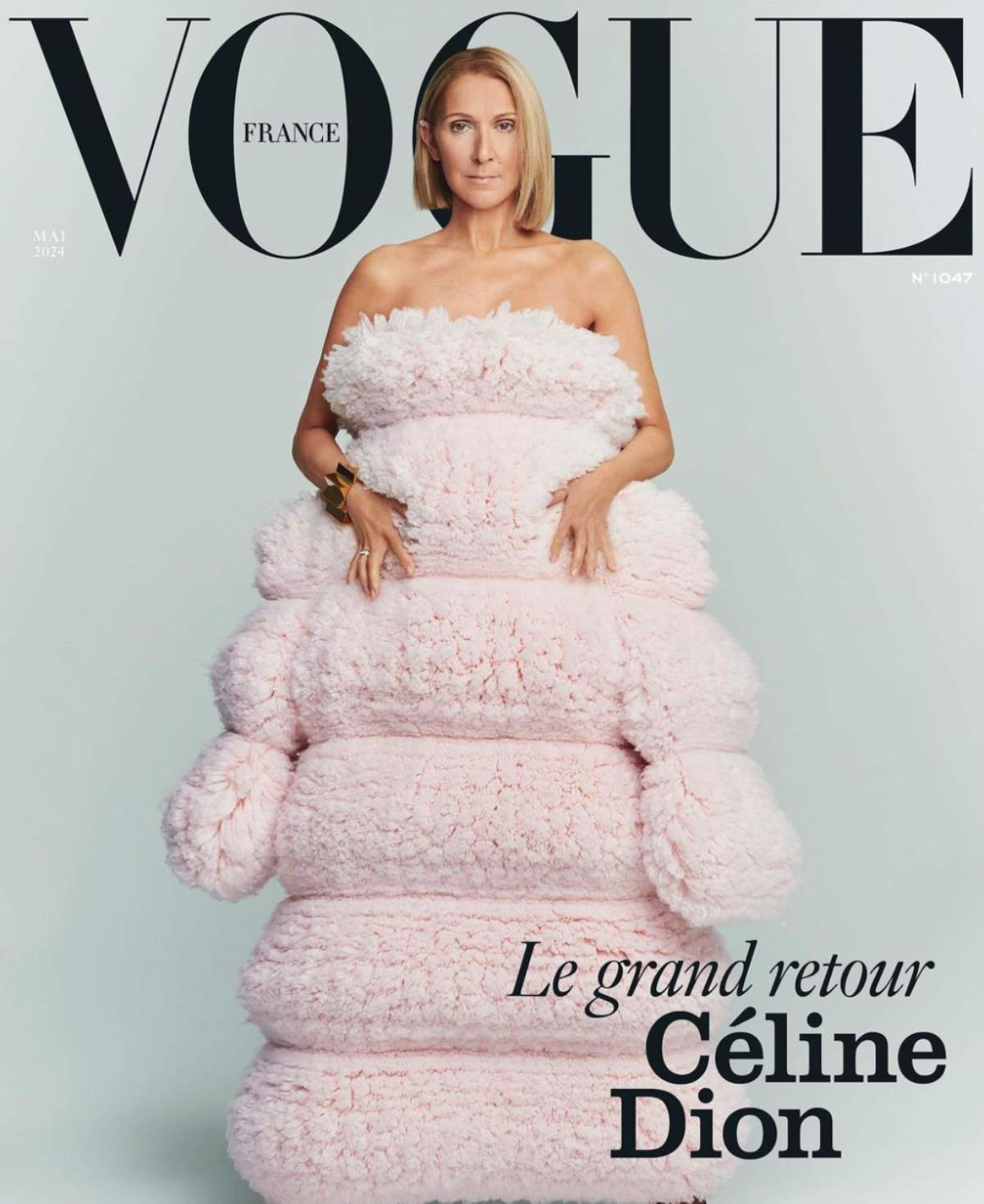 Céline Dion Vogue manteau rose