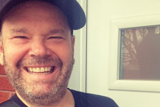 Michel Charette sort et explique l’annulation de son premier one-man-show