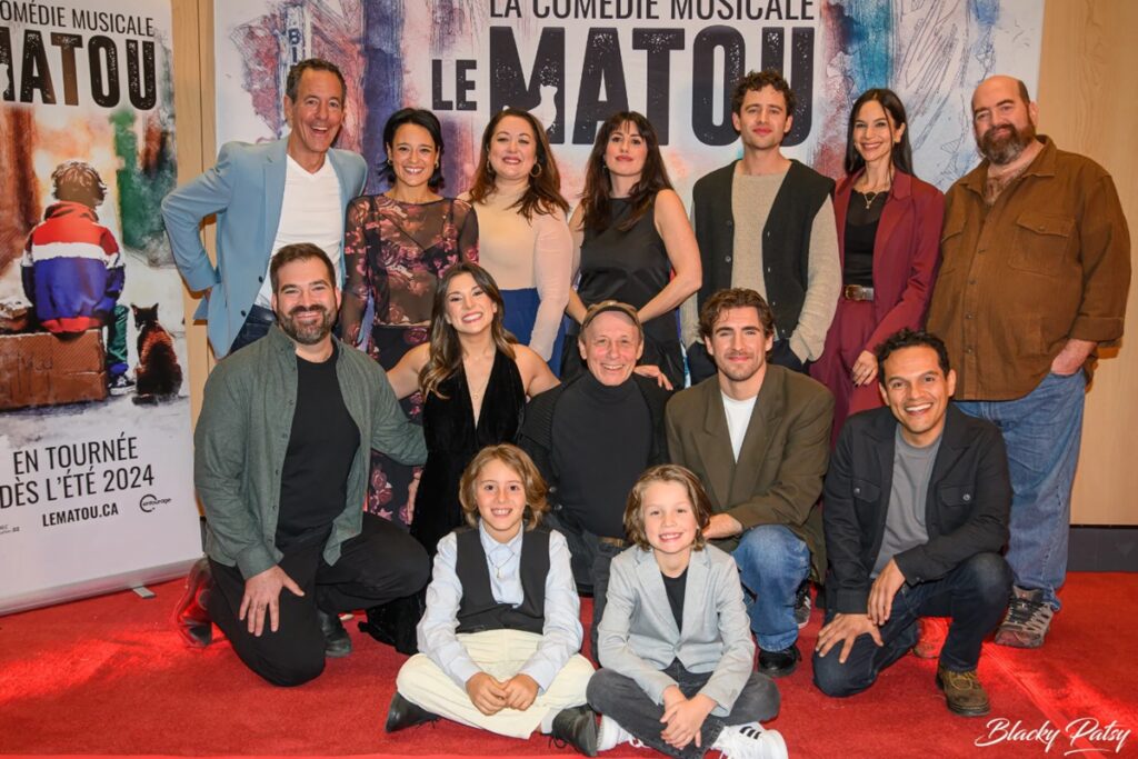 Découvrez toutes les photos du tapis rouge de la première de Le Matou ...