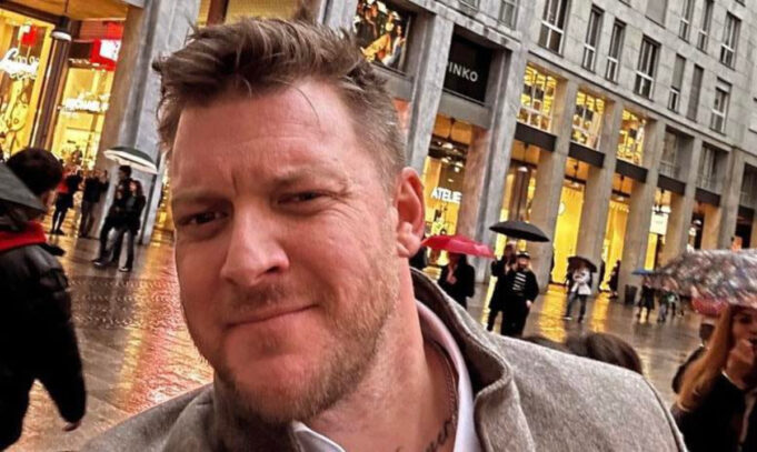 Mathieu Baron partage toutes les photos de son voyage loin du Québec sans sa blonde et son bébé Milan-Italie-mathieu-baron