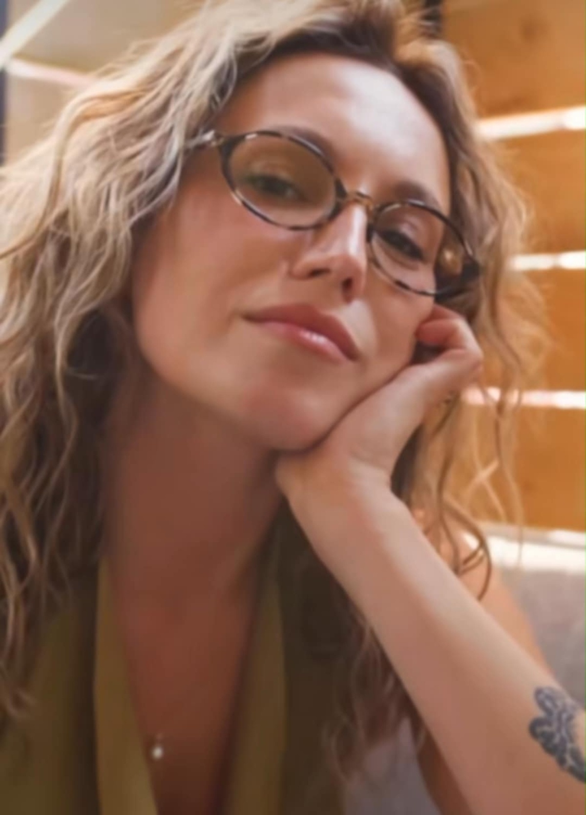 Geraldine Lamarche Look 2025 Ete