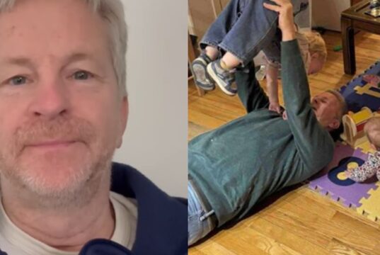 André Robitaille partage une rare photo en compagnie de ses 2 petits-enfants