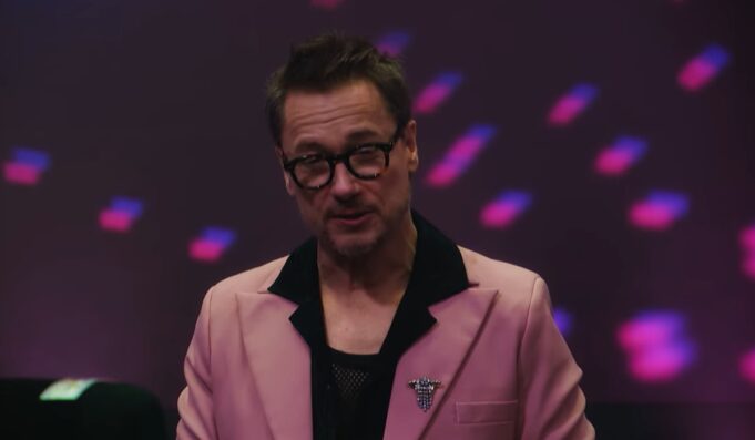 Un chroniqueur connu dit ce qu’il pense de Stéphane Rousseau dans sa nouvelle émission