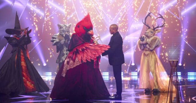 Le Cardinal remporte la 5e saison de Chanteurs masqués
