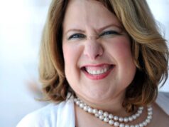 Une récente photo d’Anne-France Goldwater crée une tonne de réactions