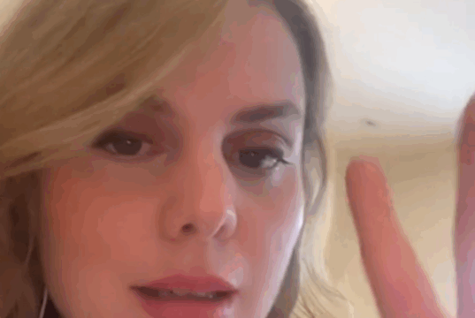 Cœur de pirate fait une mise au point sur son état de santé