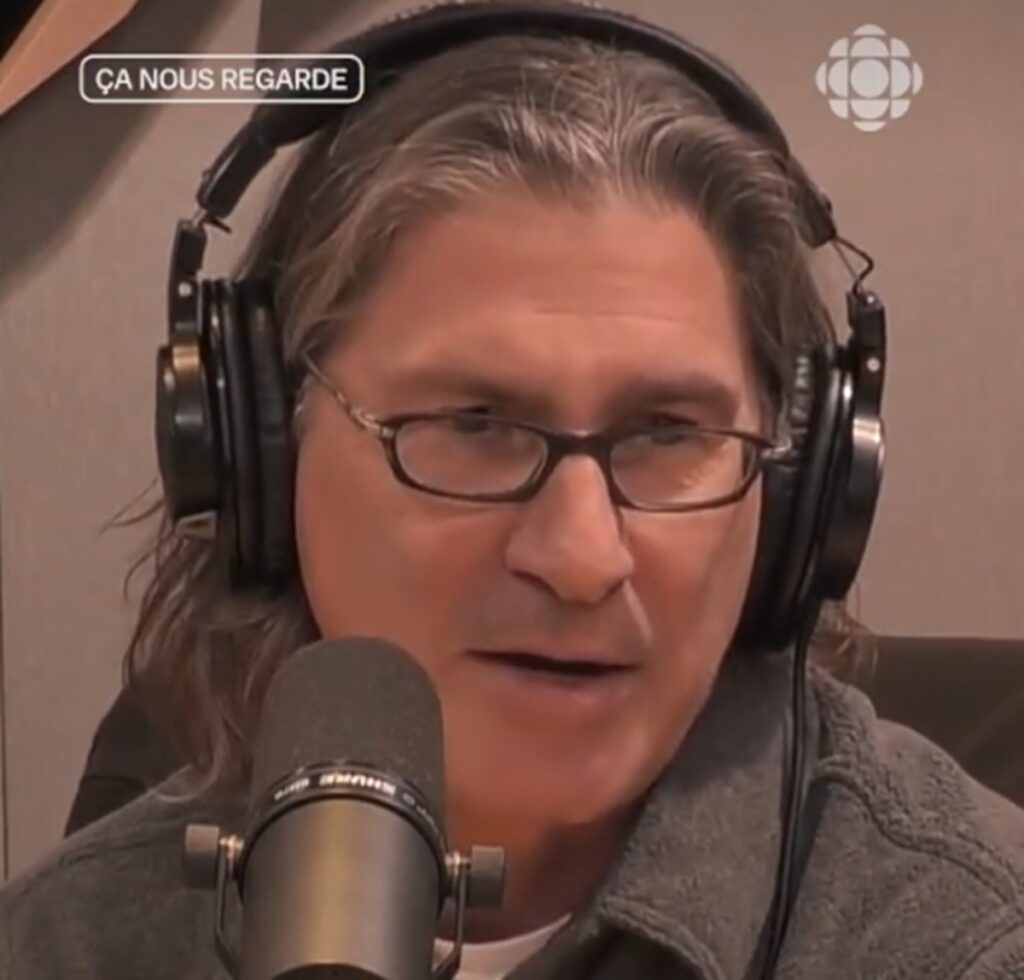 Jean-René Dufort n'en revient pas des changements qu'il doit faire à ...