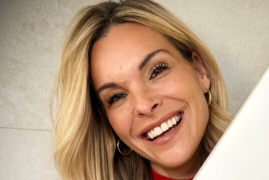 Kim Rusk sort et partage une rare photo en famille avec son ex