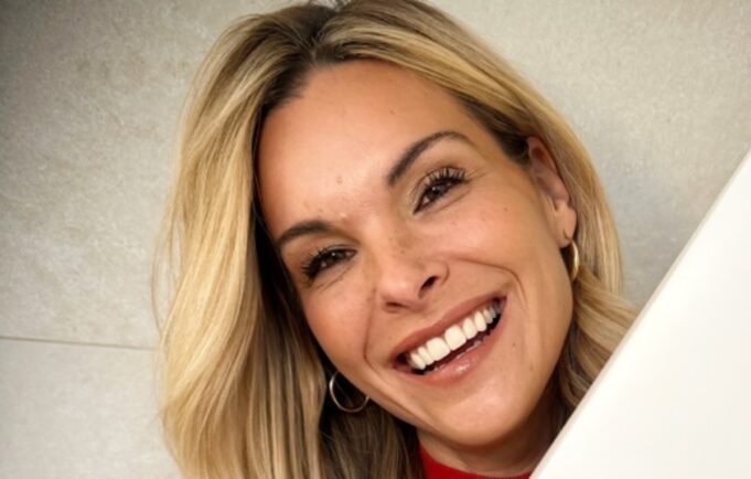 Kim Rusk sort et partage une rare photo en famille avec son ex