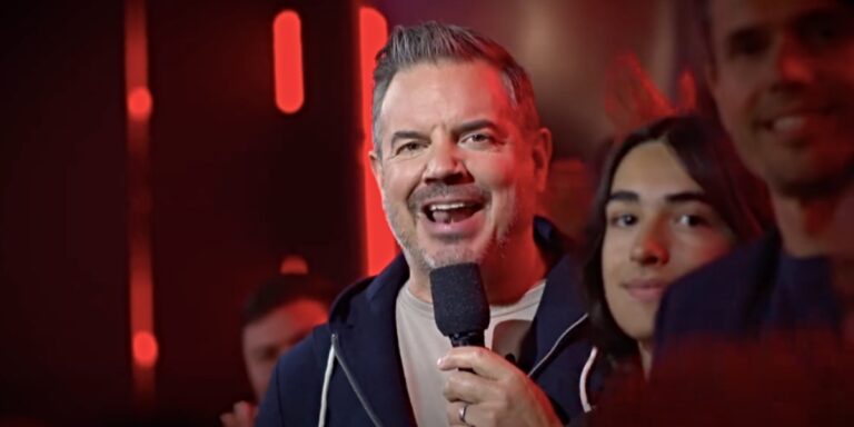 Charles Lafortune annonce une nouveaut&eacute; pour les coachs &agrave; La Voix