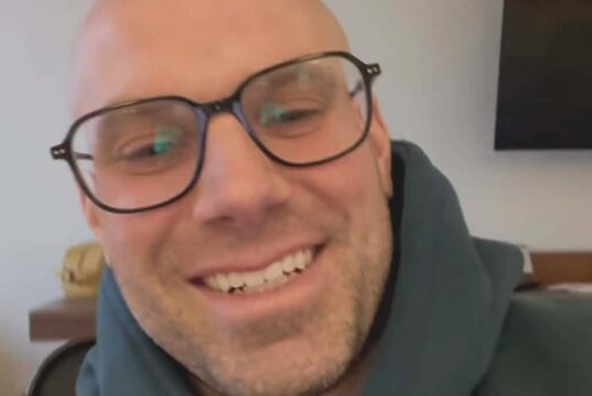 Étienne Boulay doit sortir publiquement après sa vidéo