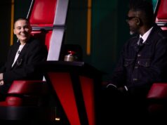 Un participant de La Voix monte sur scène avec Mia Tinayre et plusieurs ne le savaient pas