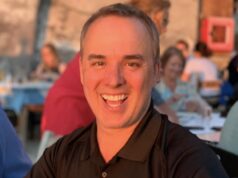 2 ans après sa démission, Gino Chouinard fait son retour comme animateur